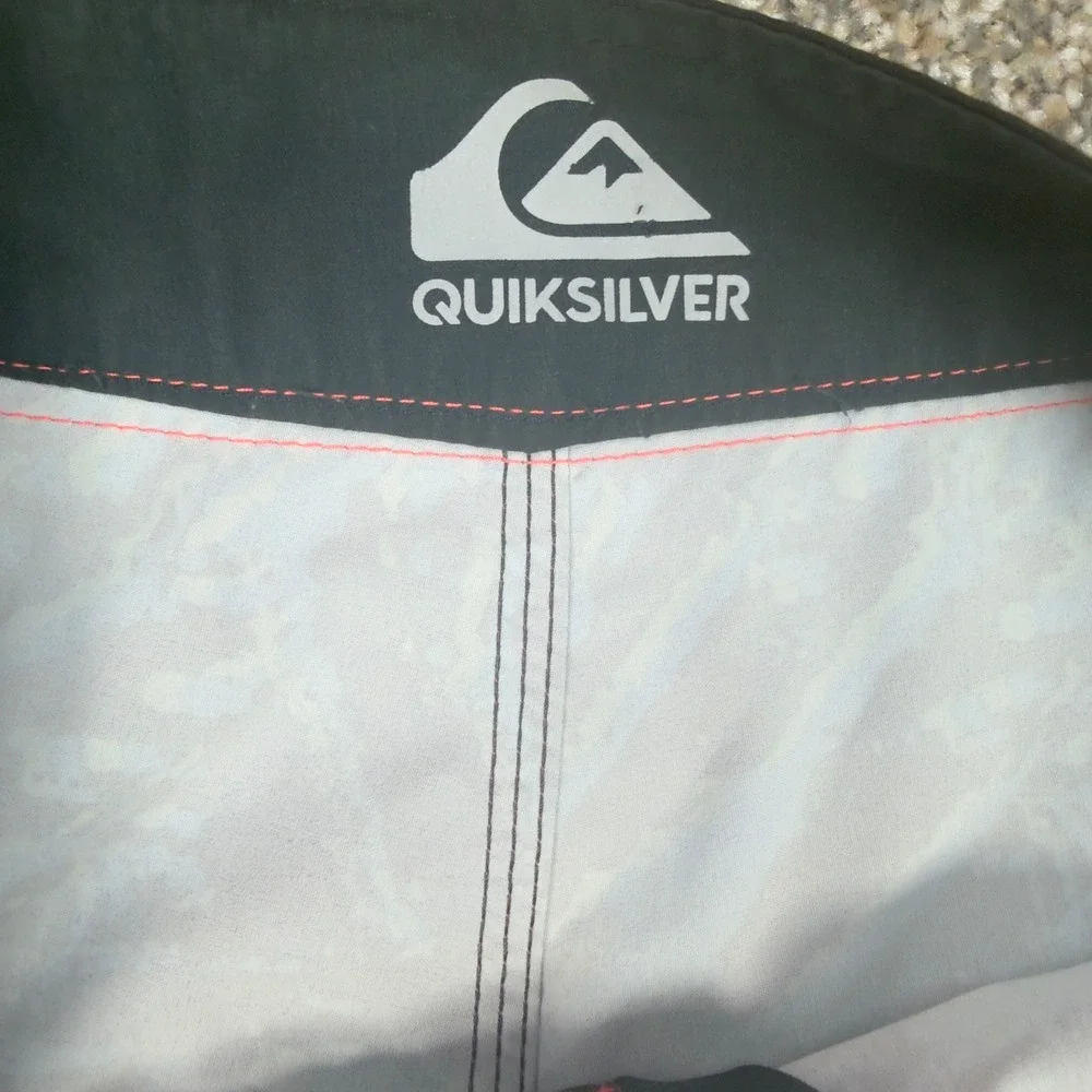Quiksilver Mens Board Shorts Size 30 Neon Tie Dye Print Swim Trunks Orange Green